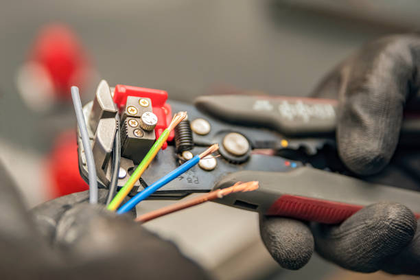 Best Electrical Troubleshooting Services  in Delavan, WI
