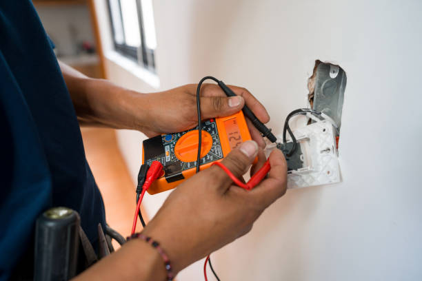 Best Circuit Breaker Repair  in Delavan, WI